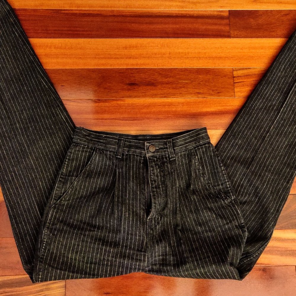 High-waisted VINTAGE black pinstripe jeans